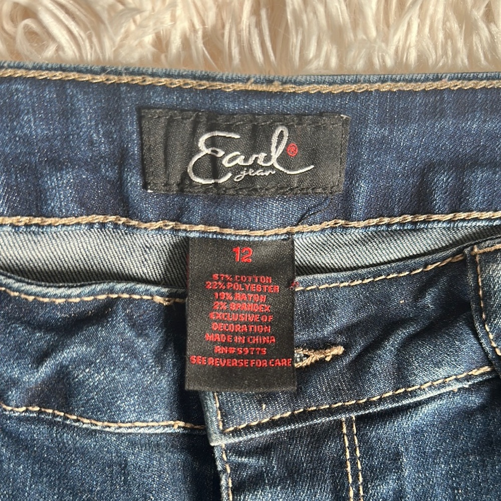 Earl Jeans Classic Blue Jean Shorts - Picture 2 of 6